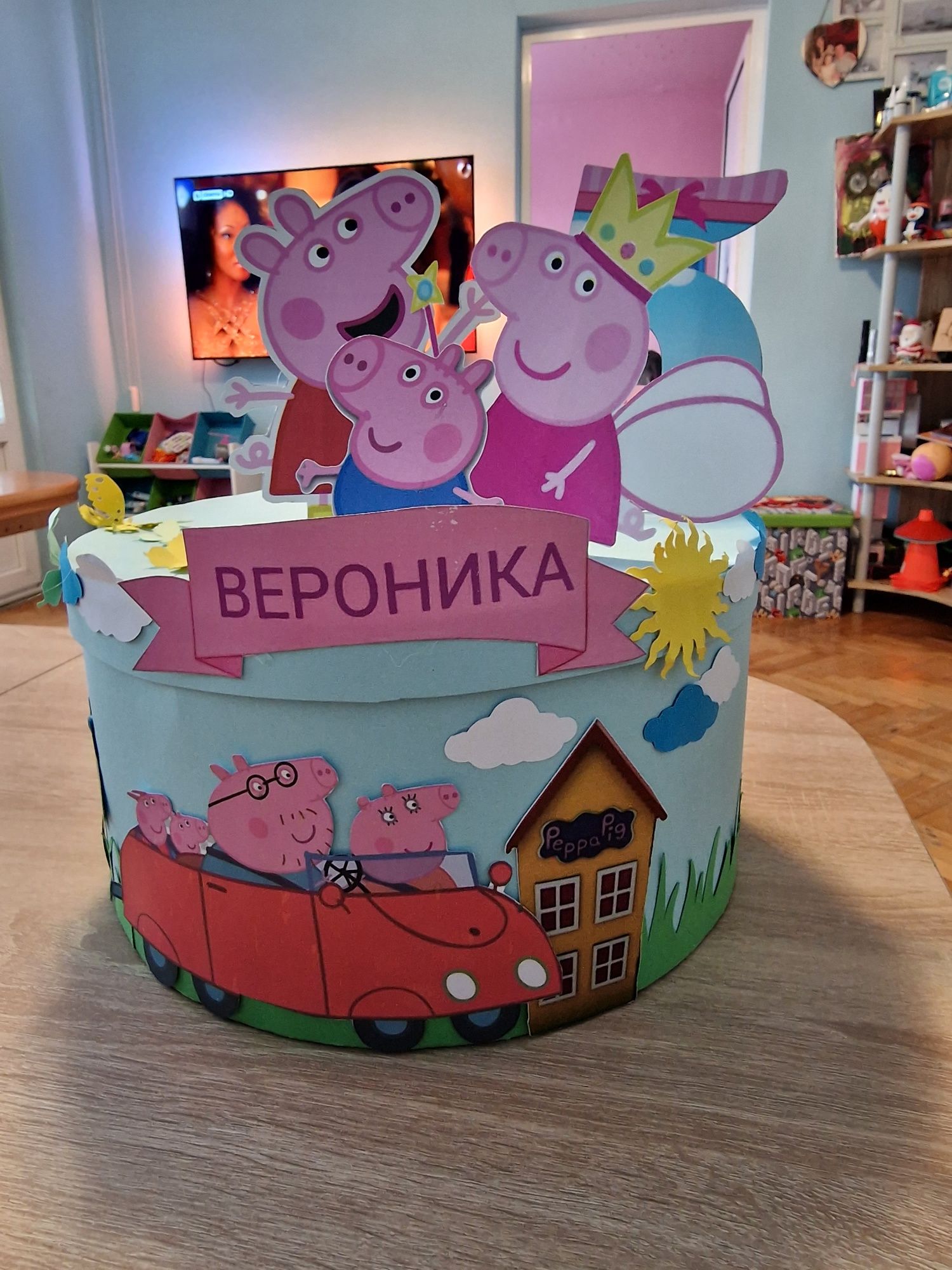 Картонена торта с Пепа Пиг за детска градина с. Илинден • OLX.bg
