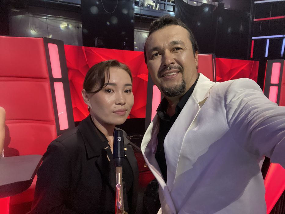 Саксофонист (живая музыка)