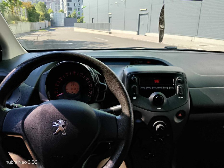 Peugeot 108, EURO 6, 2015, distributie lant, 97,500 KM, 1.0 benzina