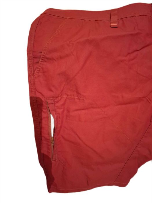 Pantaloni barbatesti