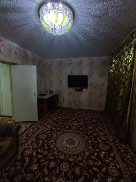 Продаётся 1 ком квартира