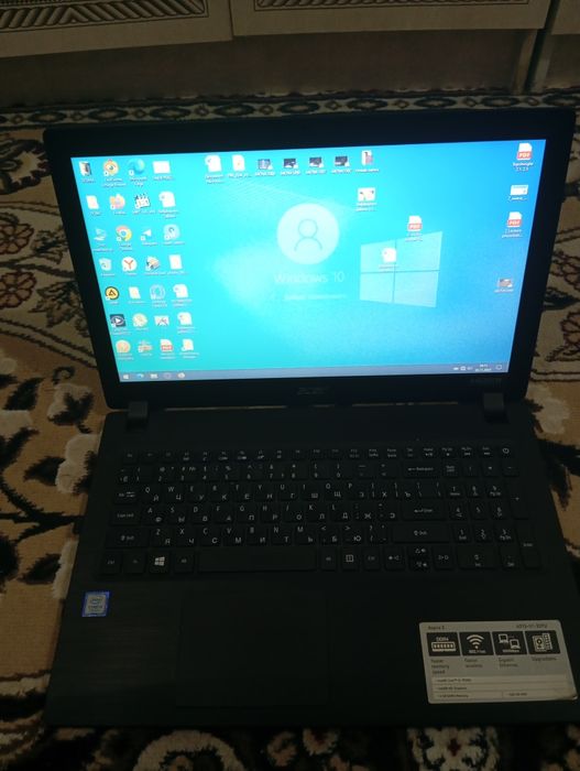 Продам ноутбук Acer i3