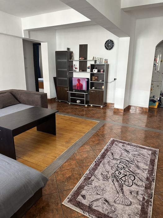 Apartament de inchiriat
