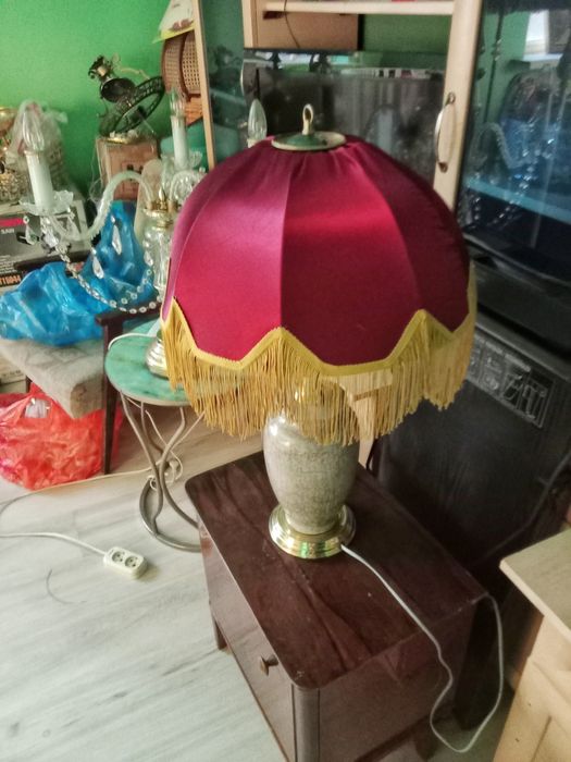 Лампа настольная