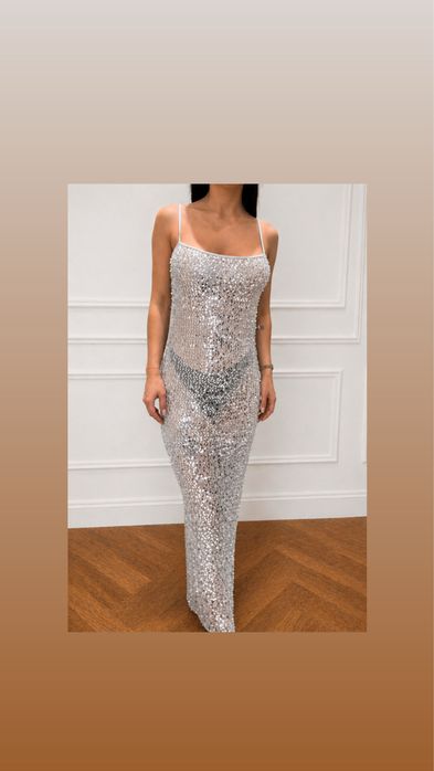 Дълга сребърна рокля с пайети S / M - НОВА ( подарък Zara обеци )