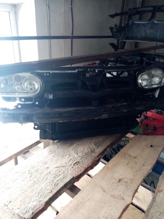 Бампер задний на VW Golf 4 из Германии