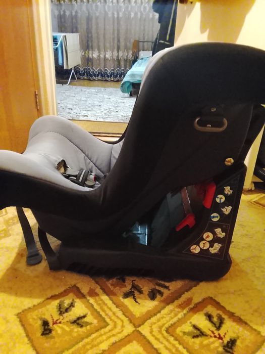 Продам авто кресло