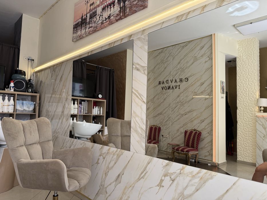 Дава се под наем  в Варна, Колхозен пазар -  кв.м за 612 € - Снимка #1