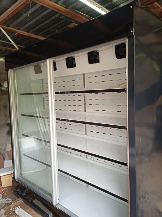 Ветрина vitrina haladelnik