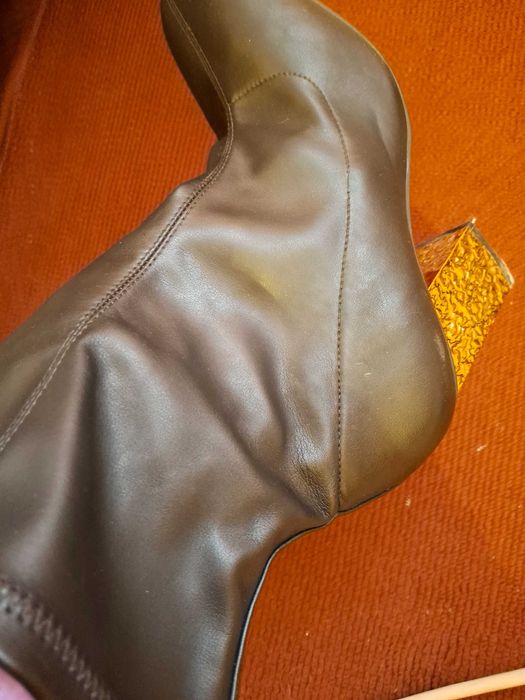 Атрактивни маркови боти