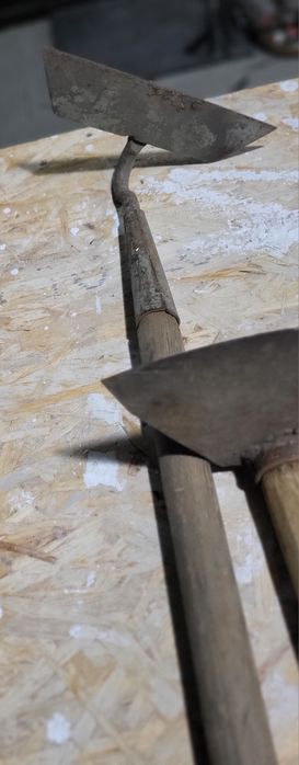 Продам лопаты,грабли,тяпки