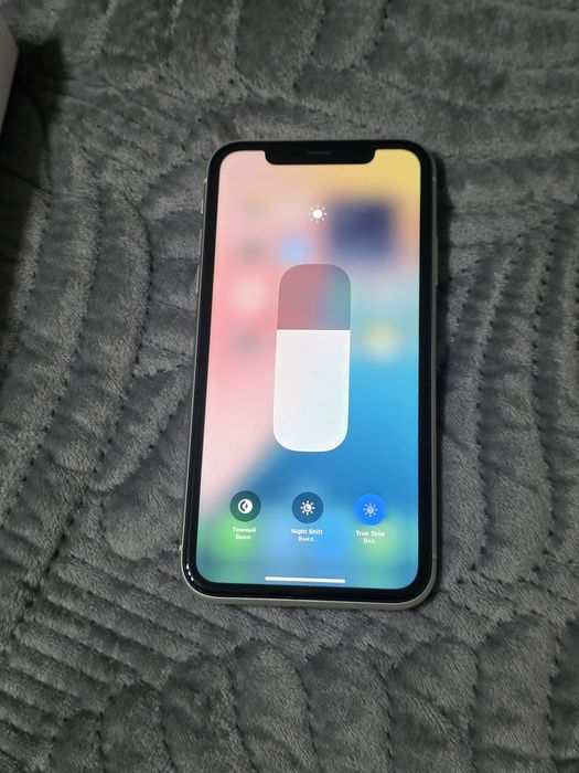 IPhone 11 с коробкой