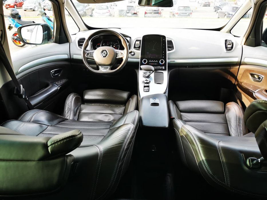 Renault Espace Initiale Paris