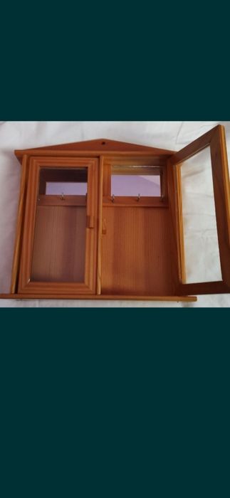 Suport chei din lemn