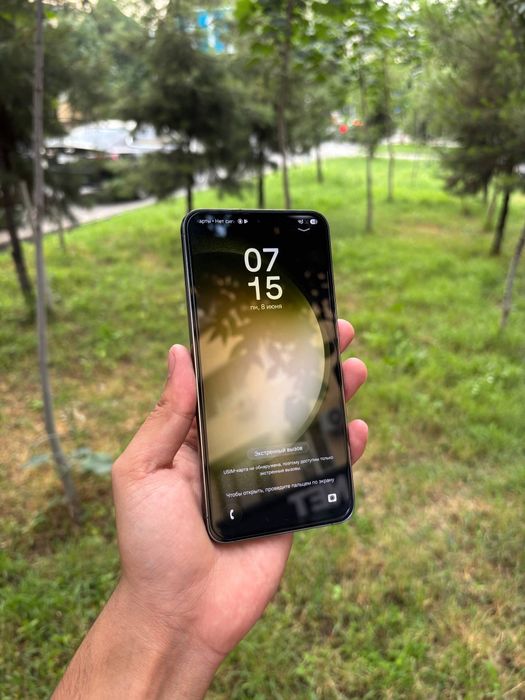 SAMSUNG S23 plus