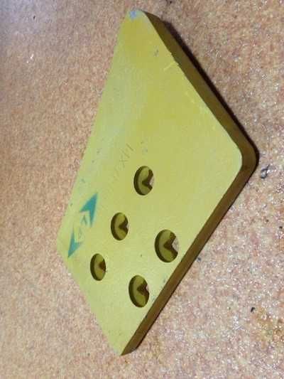 Ножи на бульдозер Shantui SD 16 SD23 SD32