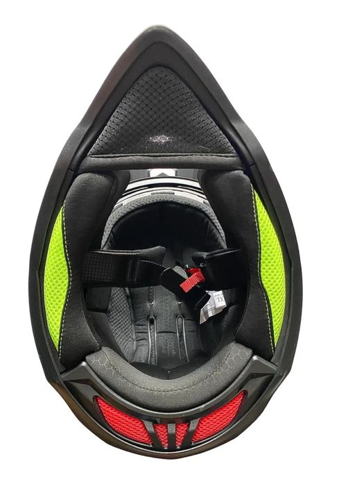 Мотошлем с визором. б. У