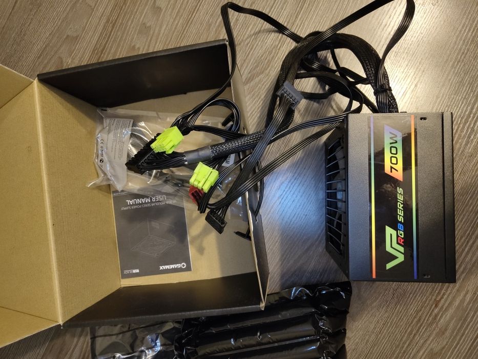 Продам блок питания, 700в VP RGB Modular