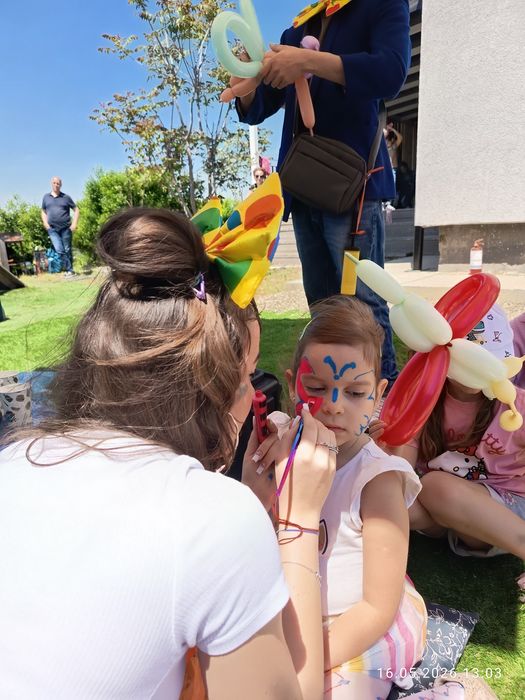 ZOOMZ Animație Copii PREMIUM – Petrecere Totală (Mascote, Sunet, Jocuri, Face Painting) București, Galați & Brăila