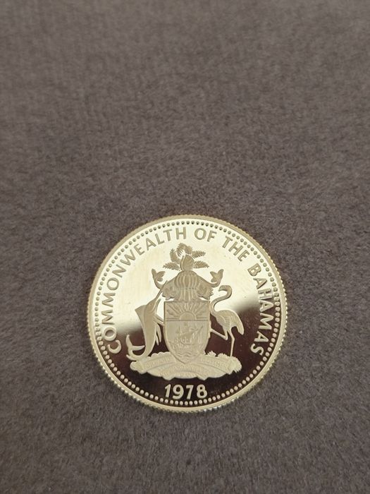 100 златни долара Бахамските острови