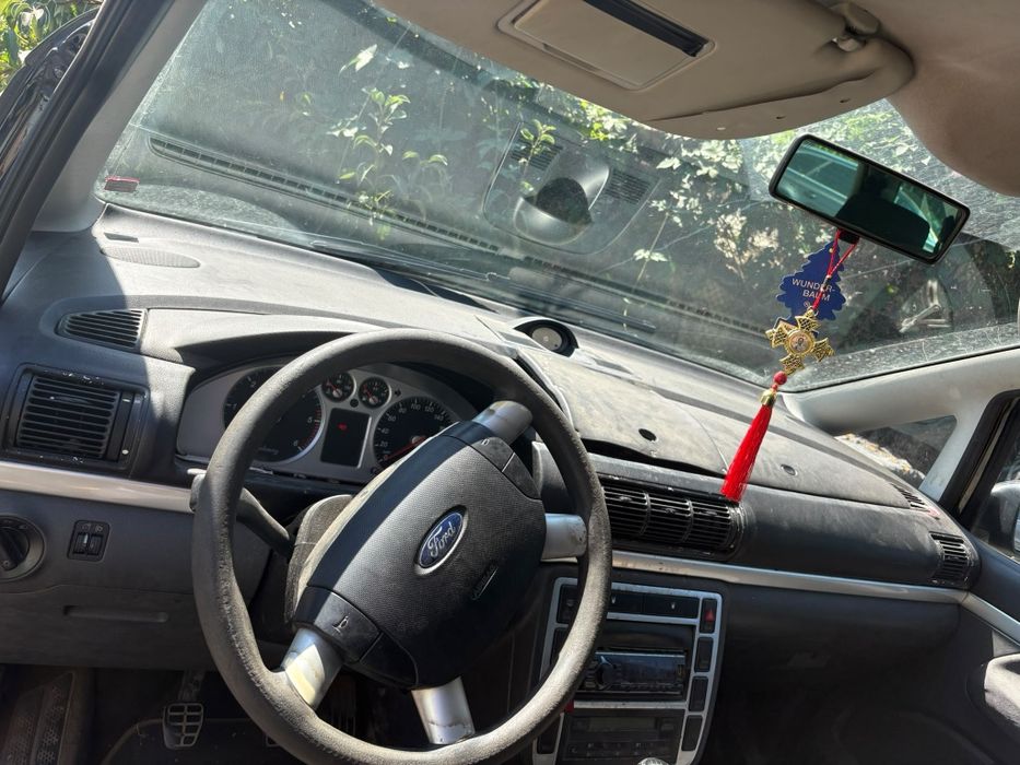 Ford galaxy 7 locuri