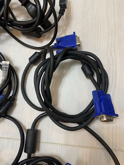 Шнуры для монитора