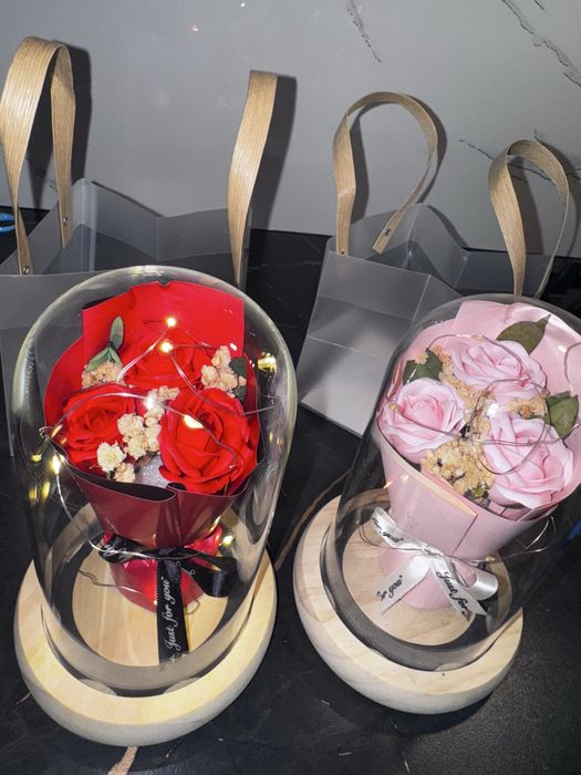 Розы в колбе опт и розница