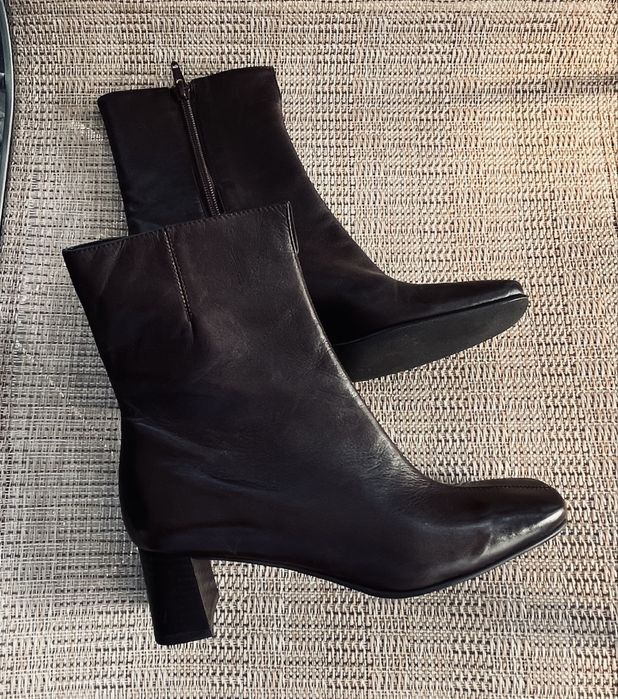 Луксозни стилни боти ETIENNE AIGNER