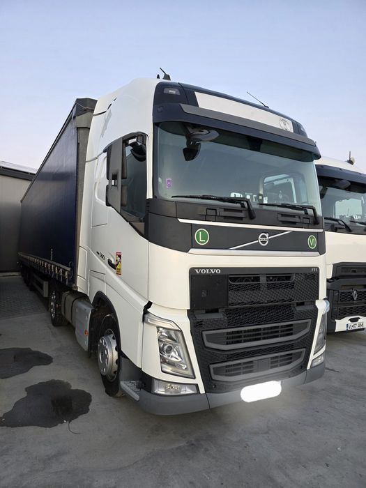 Volvo fh an 2021 Mega