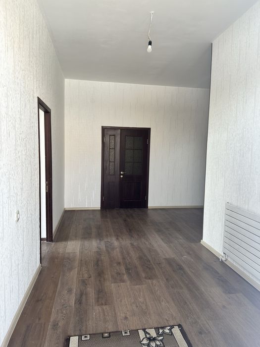 Коттедж сотилади угловой 6 сотих Янги хаёт тумани трассани буйида