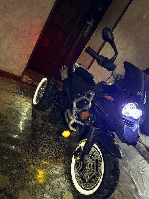 mototsikl elektroni sotiladi srochno