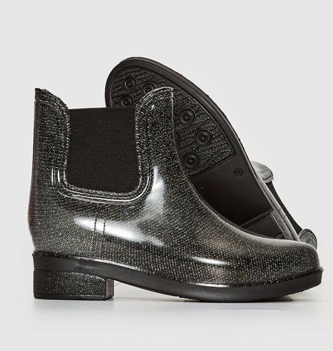 Резиновые сапоги для девочки