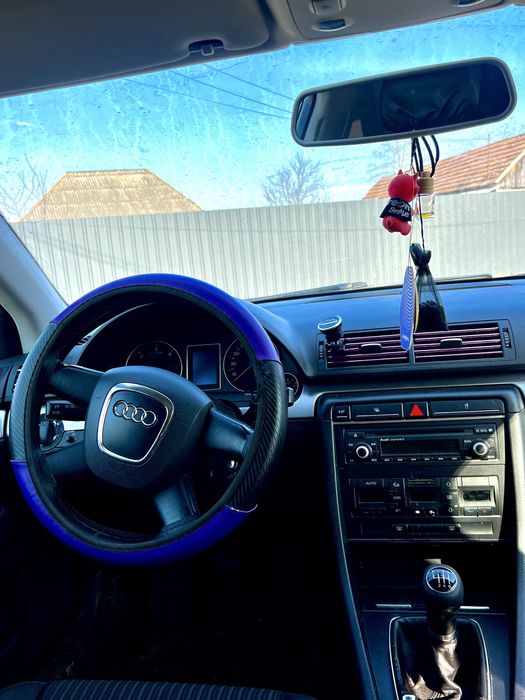 Audi A4 quattro cu motor defect