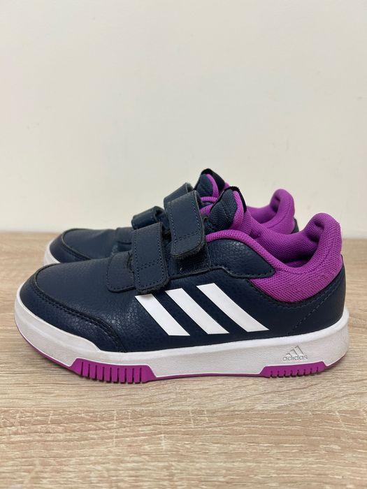 Маратонки за момиче