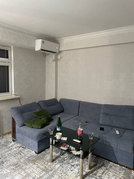 Аренда кв Ц-5 1/6/9 450$