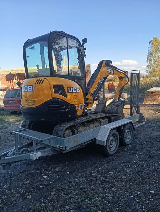 Închiriez mini excavator pt săpături și bobcat, transport piatra etc