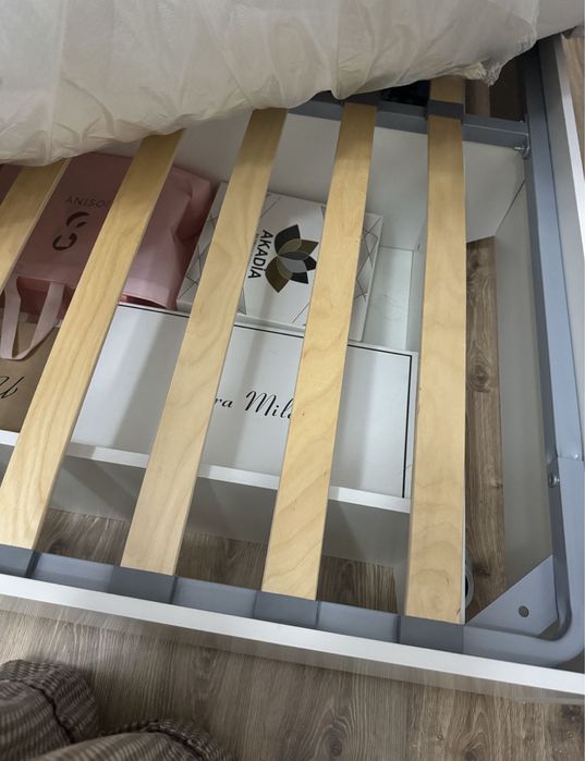 Кросать с матрасом