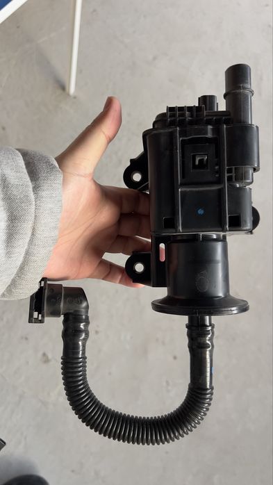 Абсорбер клапан тайота