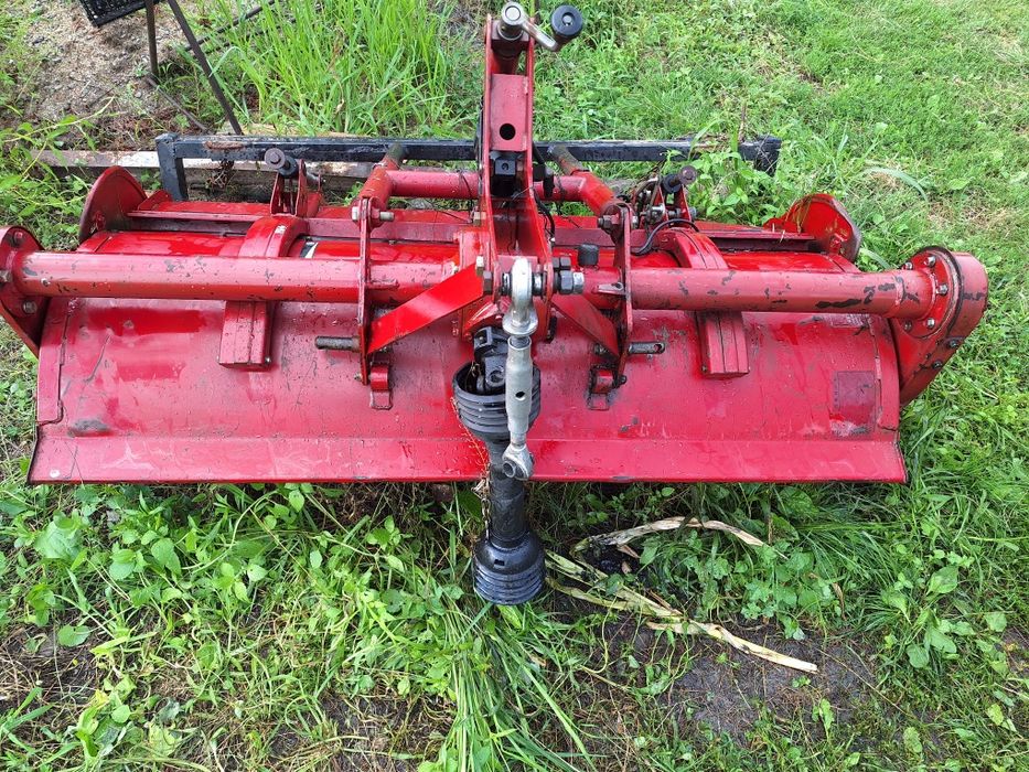 Vând freză Mitsubishi 140 cm