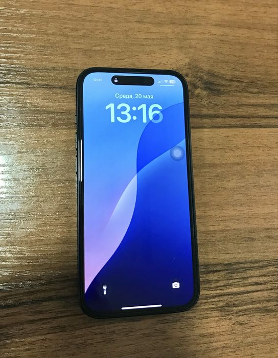 Iphone 15 128 GB ideal