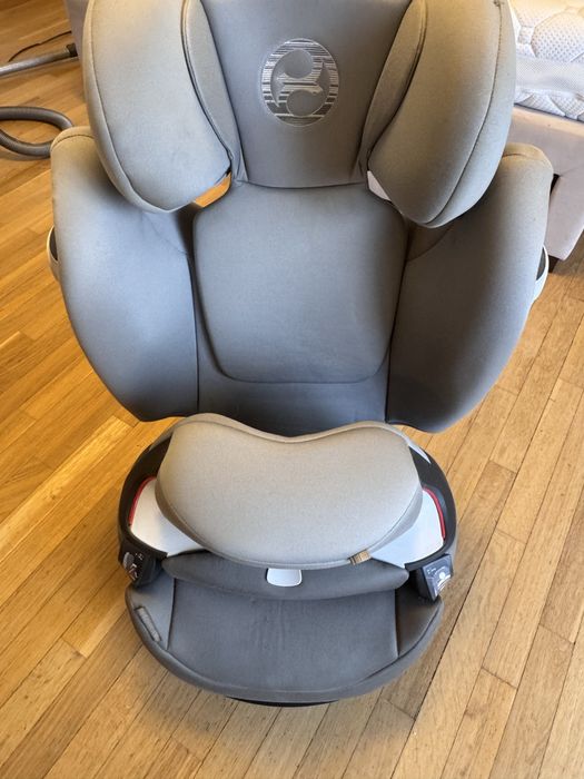 Vand scaun Cybex, Gr. 2/3 15-36 kg, in stare foarte buna.