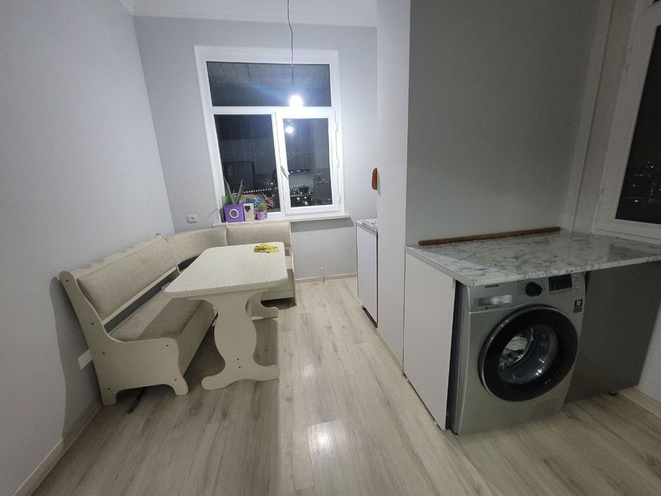 Sergili yangi darhon metro