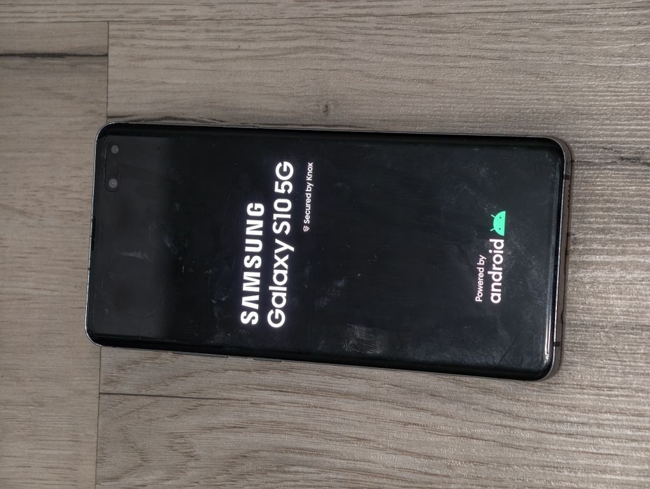 Samsung S10 Plus 256 gb Ram 8 5G android 11