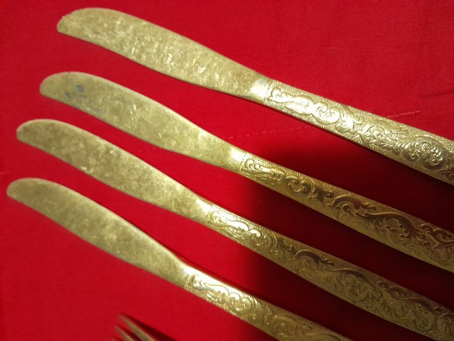 Tacâmuri vintage stare bună