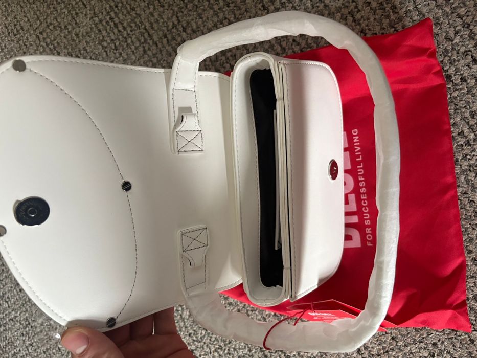 Geanta diesel alba nou cu cutie