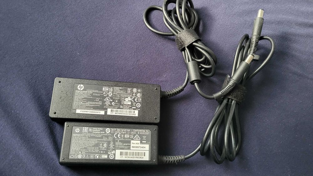 HP Incarcator 90w-65W AC Adaptor leptop 19.5V-4.62A-3.33A pin central