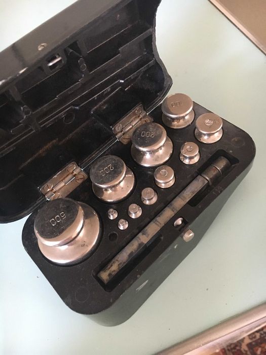 Разновесы. Ювелирам или химикам