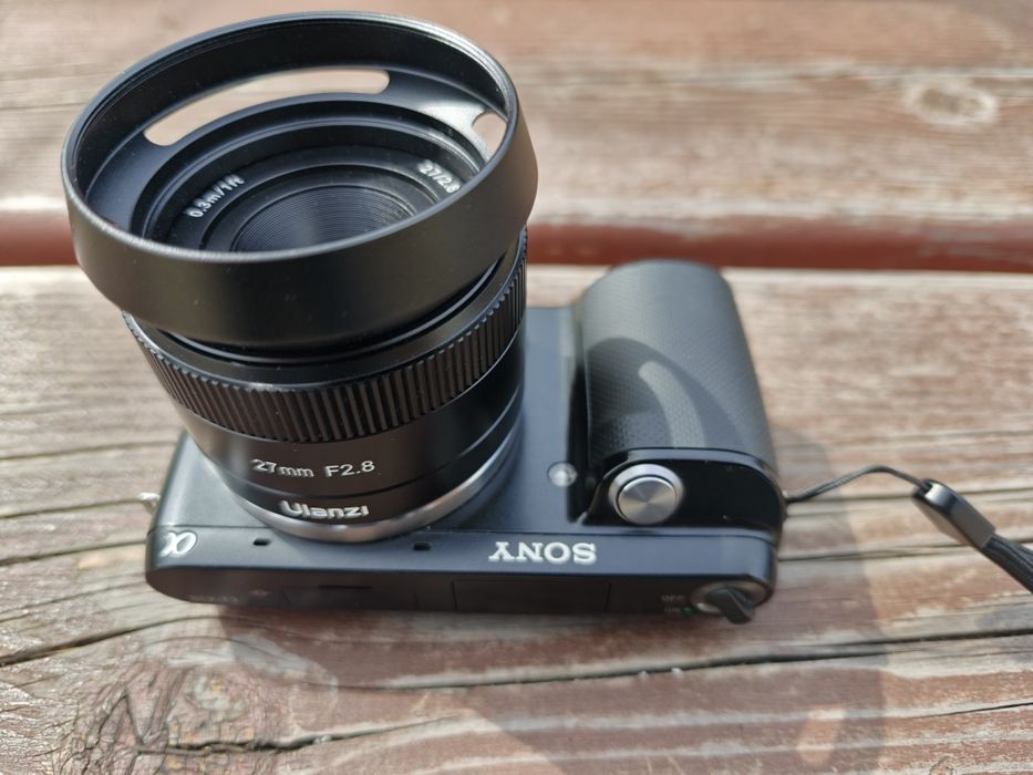 Sony NEX F3 + обектив 27mm/F2.8