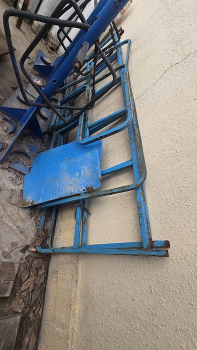 Подемник б/у сотилади 14 метр, рабочий высота 16 метр