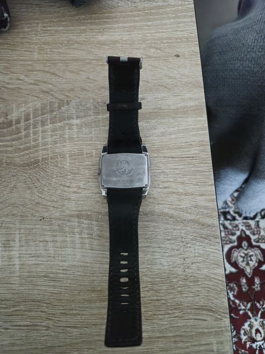 Оригинал часы DIESEL